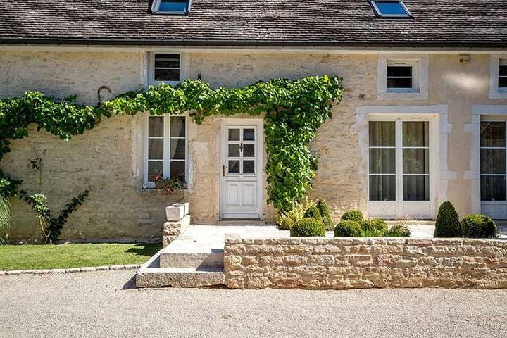 Location de vacances pour 2 personnes, avec jardin ainsi que terrasse et piscine, animaux acceptés à Sainte-Marie-la-Blanche - 2