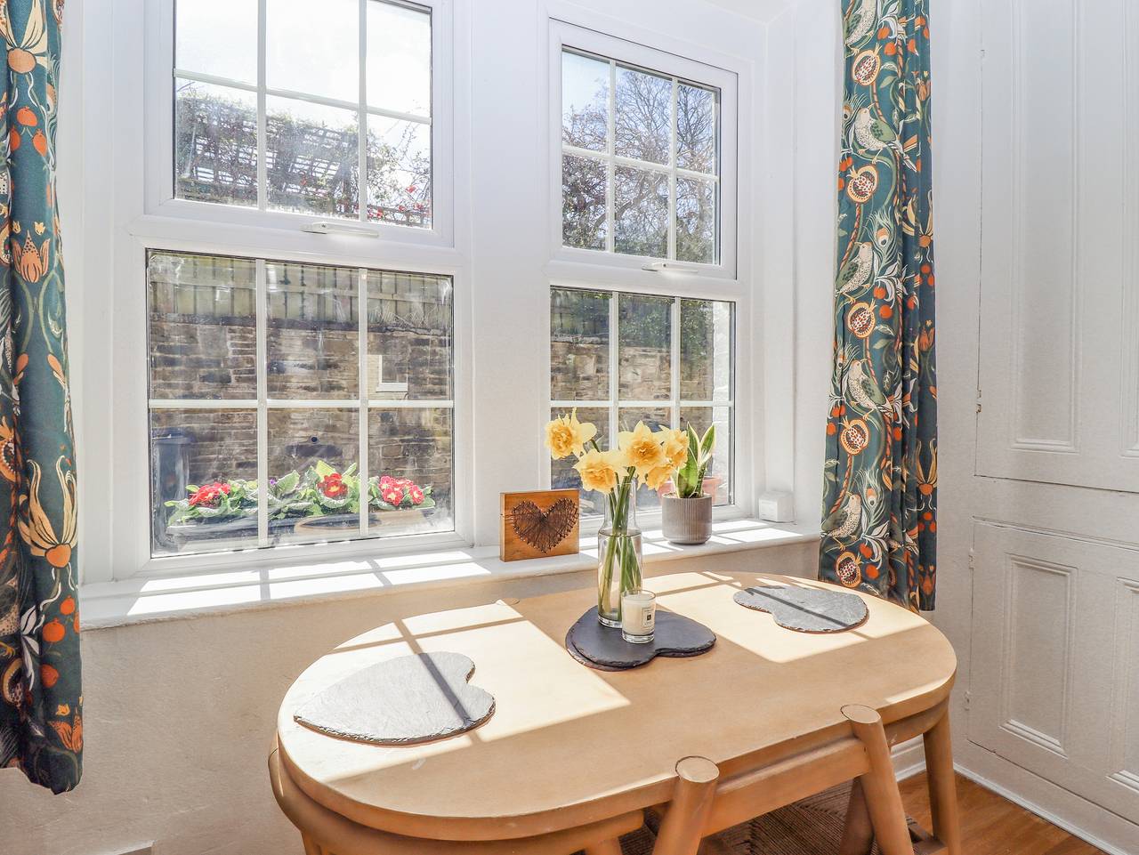 4 Pulmans Place in Halifax (West Yorkshire), West Yorkshire