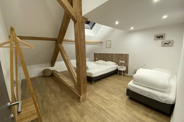 Location de vacances pour 15 personnes, avec jacuzzi ainsi que jardin et terrasse, animaux acceptés à Gerbépal - 3