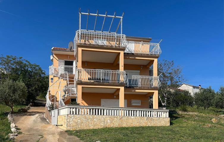 Ferienwohnung für 2 Personen, mit Terrasse und Garten - 1
