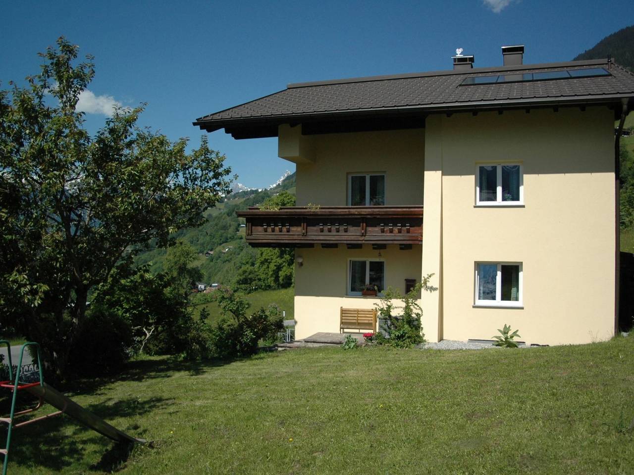 Ganze Wohnung, Große Wohnung in Silbertal mit Großem Garten in Silbertal, Schruns-Tschagguns