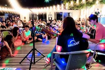 Camping pour 6 Personnes dans Orgone, Région d'Arles, Photo 3