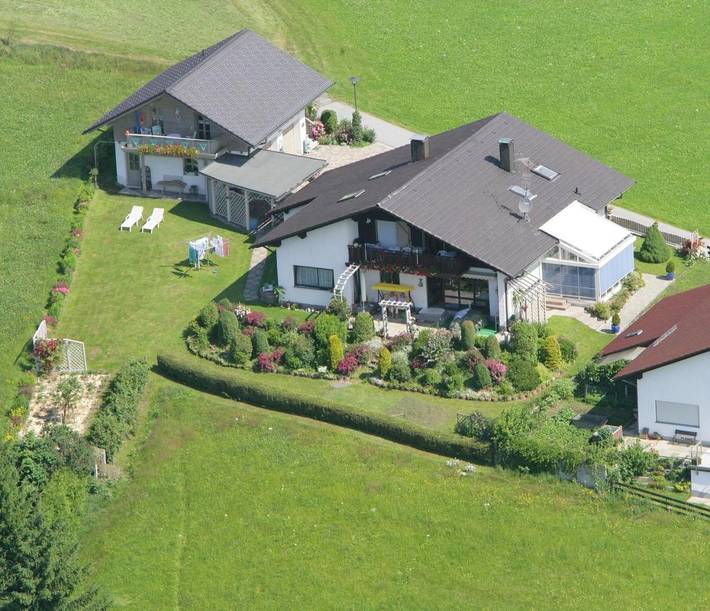 Ferienwohnung für 4 Personen, mit Balkon in Geiersthal