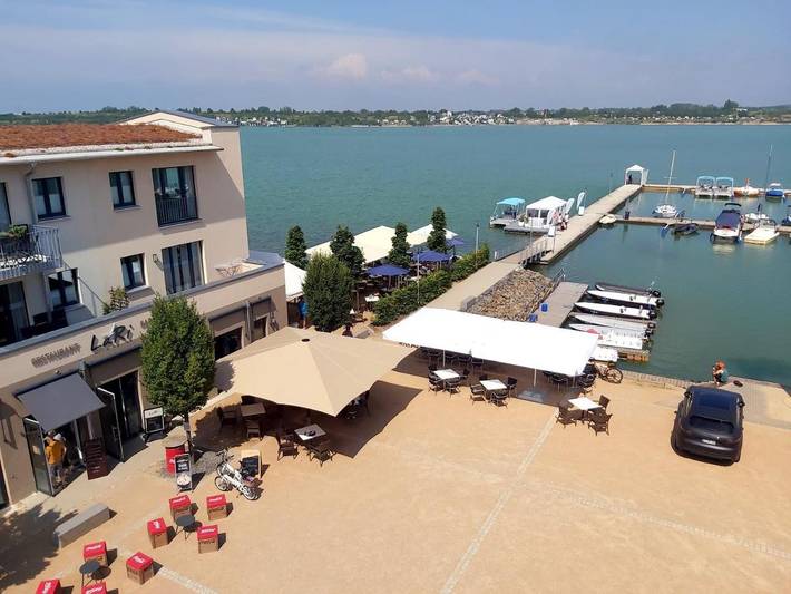 Ferienwohnung für 6 Personen, mit Seeblick und Balkon sowie Ausblick in Neukieritzsch - 2