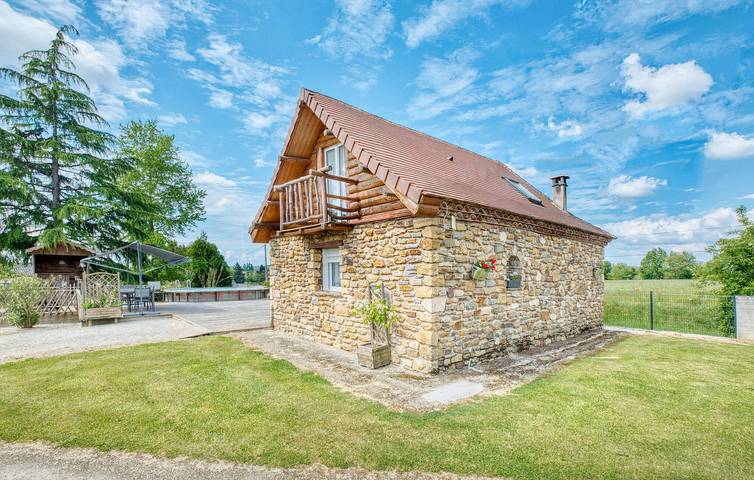 Location de vacances pour 5 personnes, avec jardin ainsi que piscine et terrasse dans Périgord Vert - 3