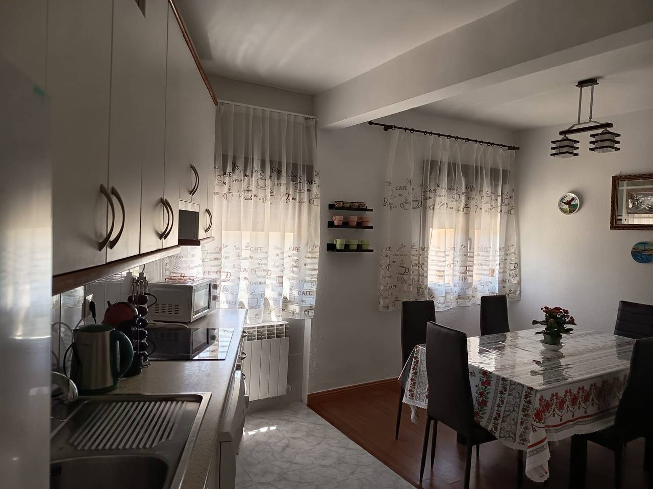 Maison de vacances 'Vivienda Turística El Laurel' avec vue montagne, terrasse privée et Wi-Fi in Valdemanco, Communaute de Madrid