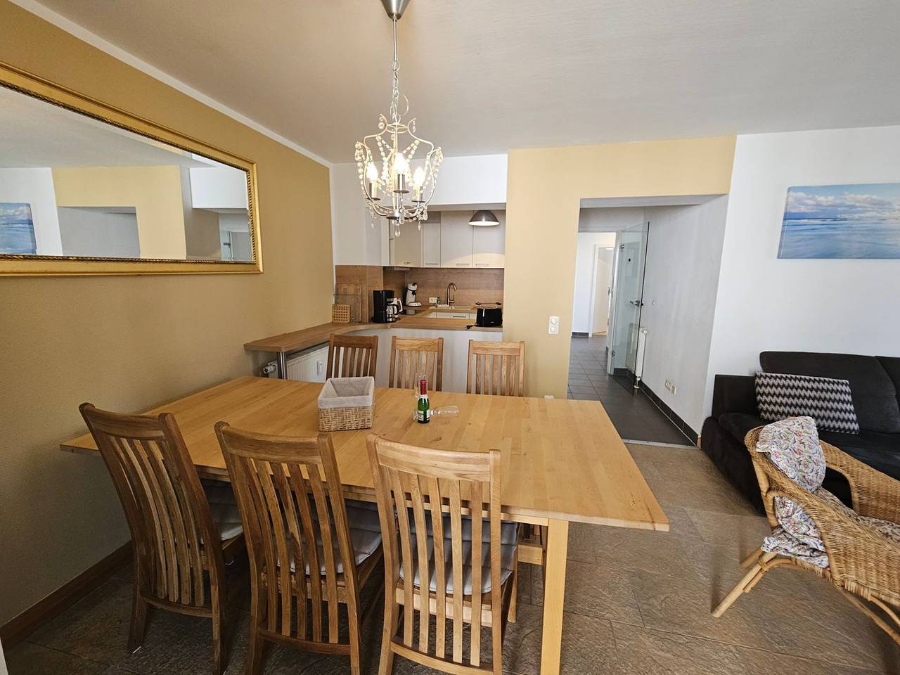 Hel leilighet, Wohnung mit 3 Schlafzimmern u.2 Bädern. Geeignet für 2 Familien und 2 Paare. in Ostseebad Binz, Binz