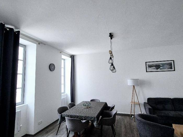 Renovated house in the center - 6/7 pers. in Fouras, Rochefort region