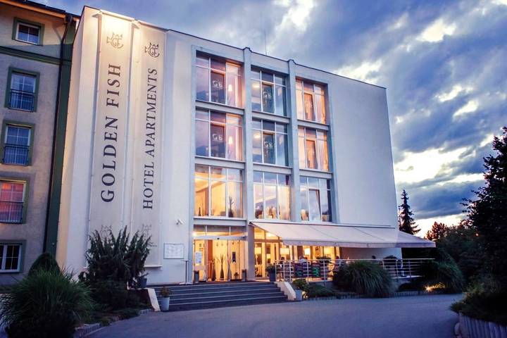 Hotel für 5 Personen, mit Whirlpool und Terrasse sowie Garten und Sauna
