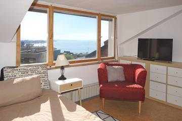 Ferienwohnung für 5 Personen, mit Ausblick und Garten in Lochau