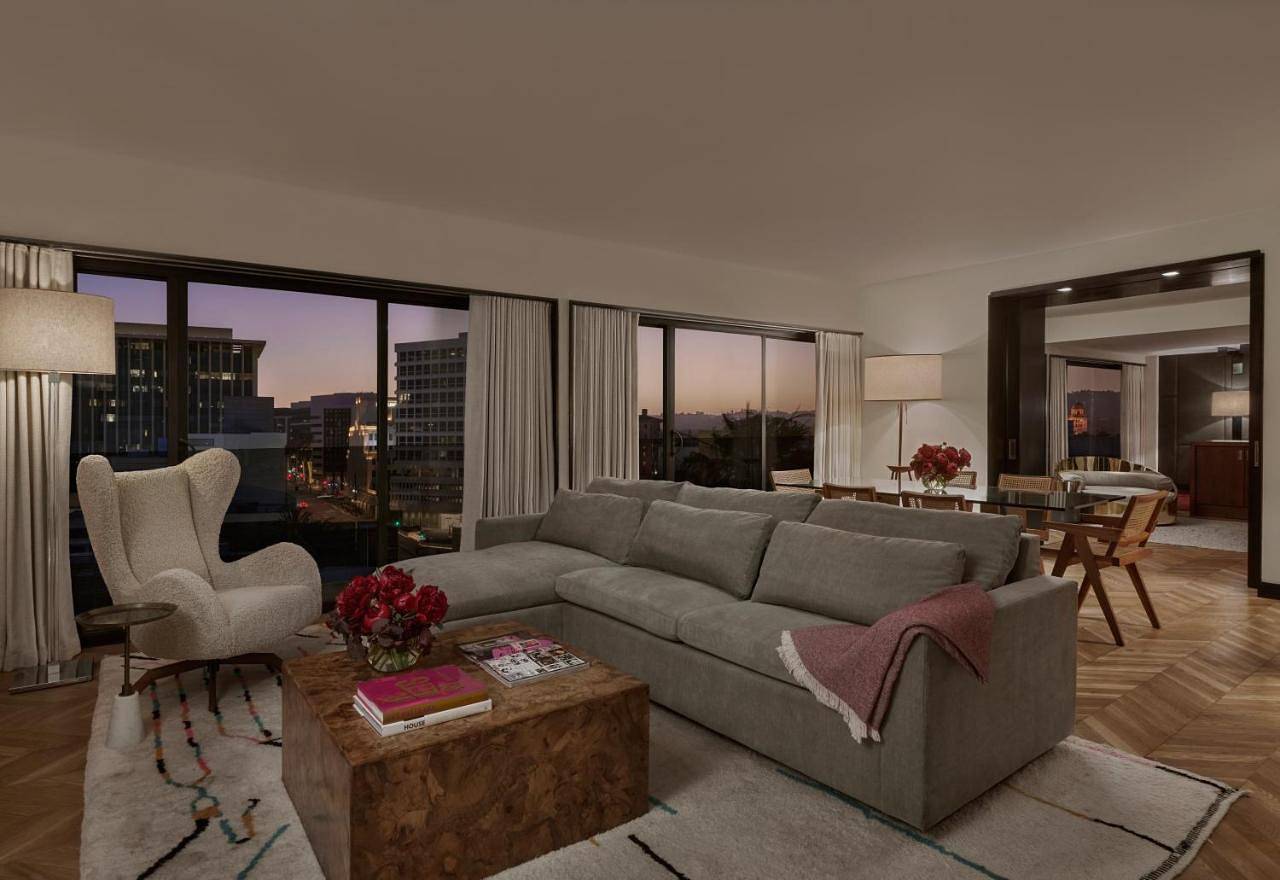 Sixty Beverly Hills in Los Angeles, Los Angeles County