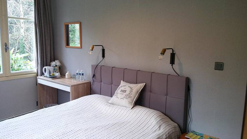 Location de vacances pour 2 personnes, avec vue et jardin à Confolens - 2