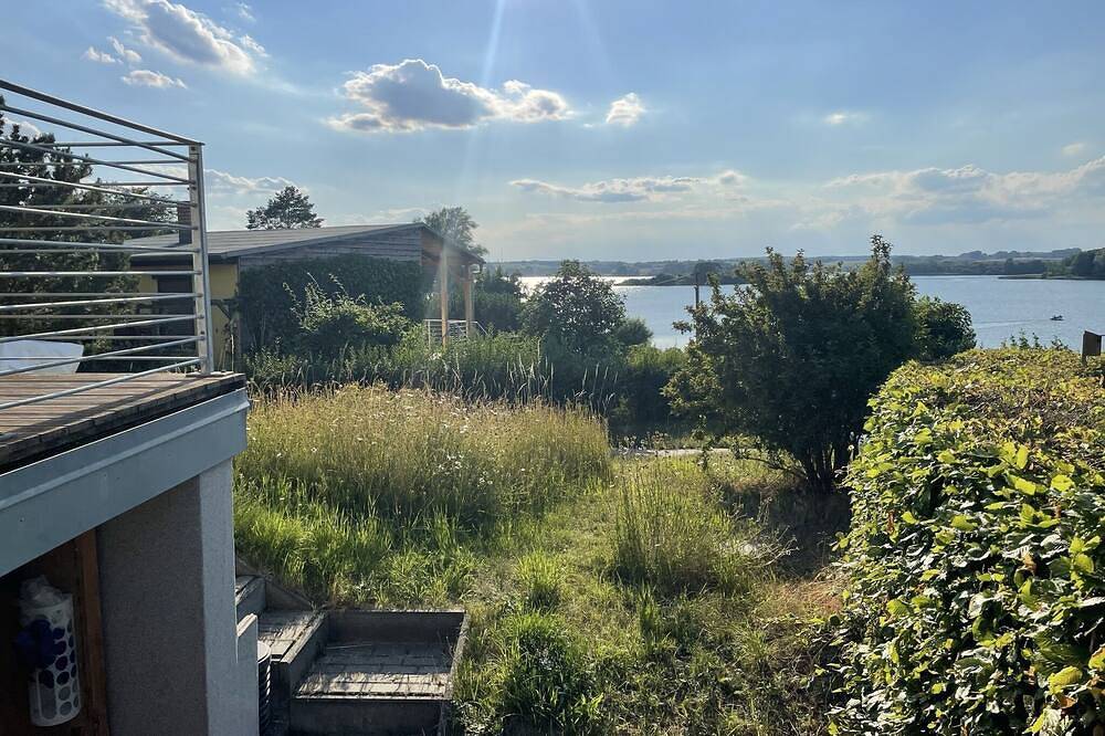 Bungalow by the lake in Fürsterwerder, Nordwestuckermark