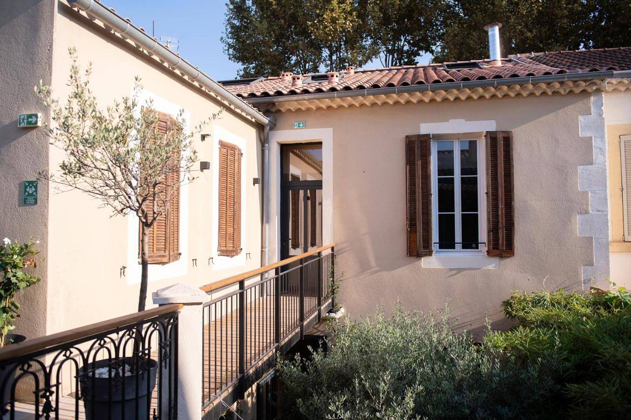 Triple Room in Salon-de-Provence, Côte méditerranéenne (France)