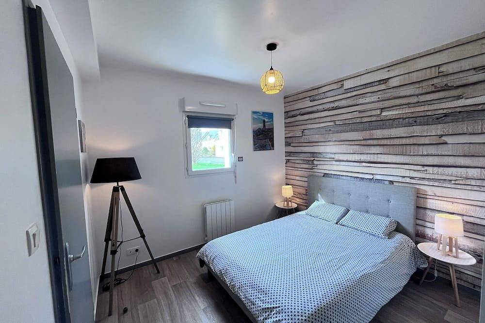 Entire apartment, Beautiful apartment close to the sea in Plestin-les-Grèves, Ceinture Dorée