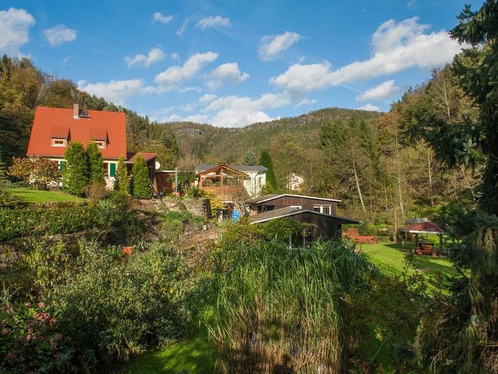 Vakantiehuis voor 3 personen, with Terras and Tuin as well as Zwembad in Bad Schandau
