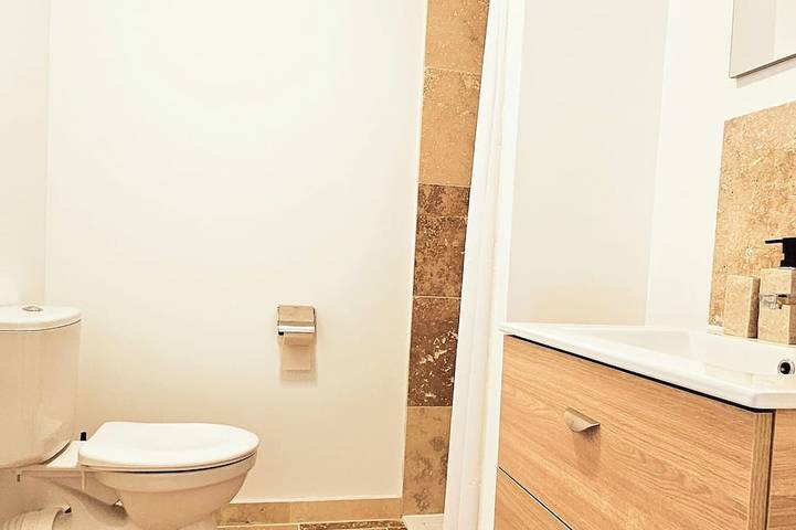 Appartement entier, Appartement R+1 Au Coeur Des Oliviers En Provence : Soleil Et Cigales Garantis ! in Pélissanne, Région d'Aix-en-Provence