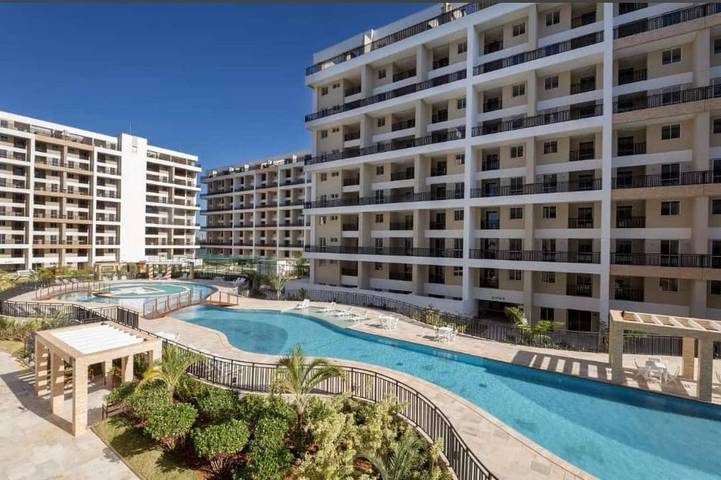 Casas e apartamentos de temporada para 4 pessoas, com piscina e jardim e ainda vista, adaptado a crianças em Taguatinga