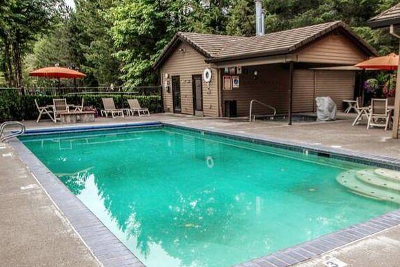 Vacation house for 6 people, with yard and pool as well as sauna - 1