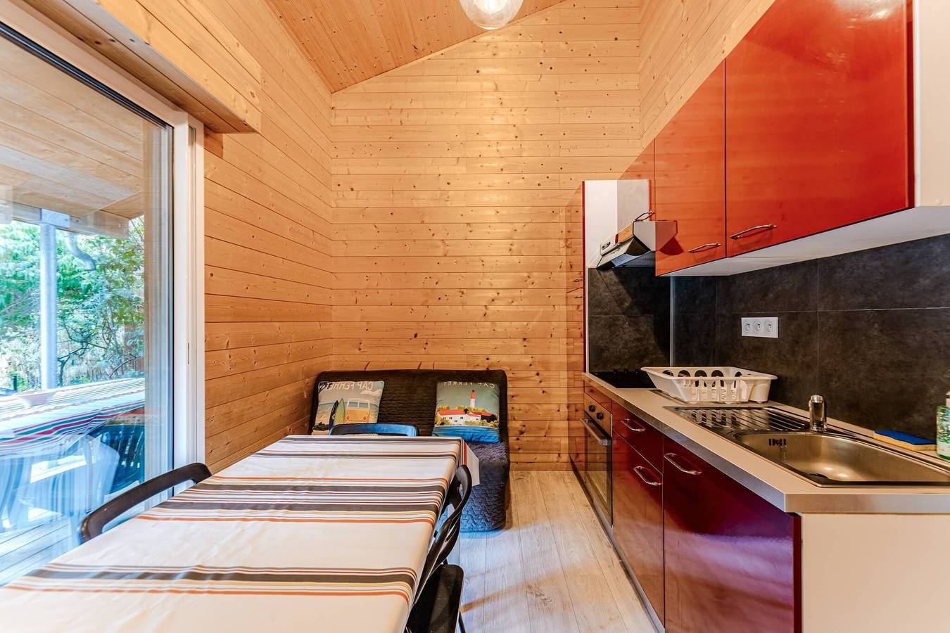 Ferienhaus „La Cabane – Bassin d’Arcachon“ mit Gemeinschaftspool & privatem Garten in Gujan-Mestras, Arcachon und Umgebung