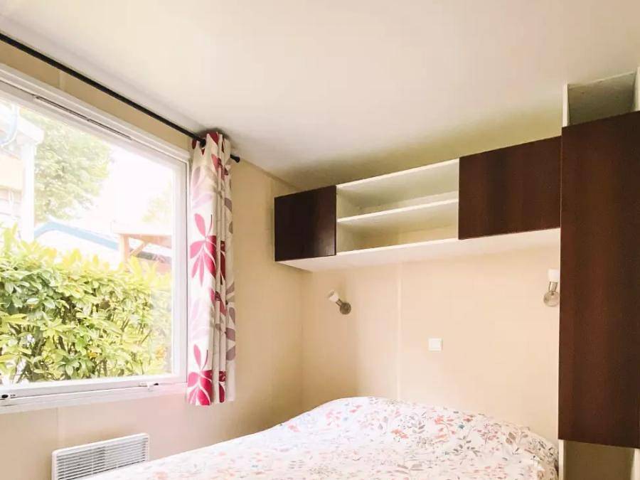 Camping Maeva Escapades de La Geres - Mobilhome 4 personnes - Nouméa 24,50 m² 4 personnes in Surgères, Région de Rochefort