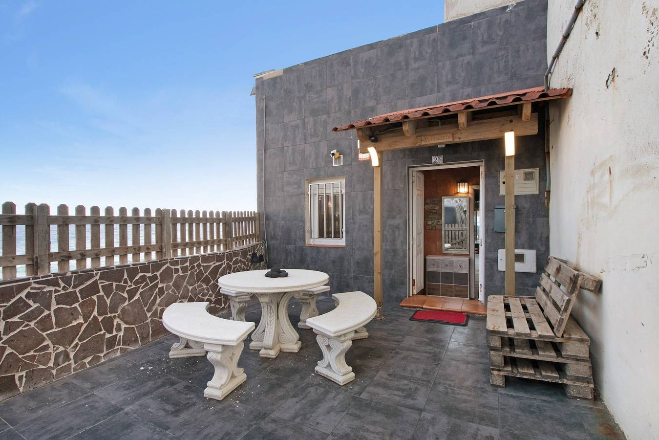 Holiday Home "Casa Tenerife Primera Linea" with Sea Views, 3 Private Terraces and Wi-Fi in La Puente (Canary Islands), Güímar