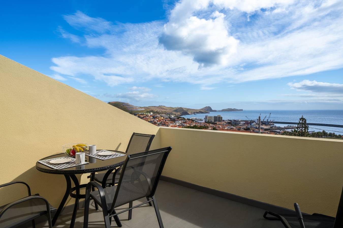 Ganze Wohnung, Casa Jorge Calaça Ii - Balkon mit Meerblick in Caniçal, Madeira
