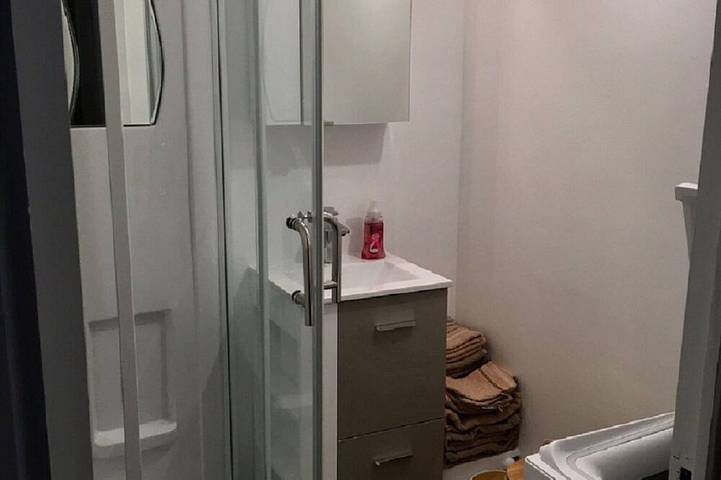 Appartement entier, Studio au pied des pistes avec vue sur la montagne in Valdeblore, Région de Nice