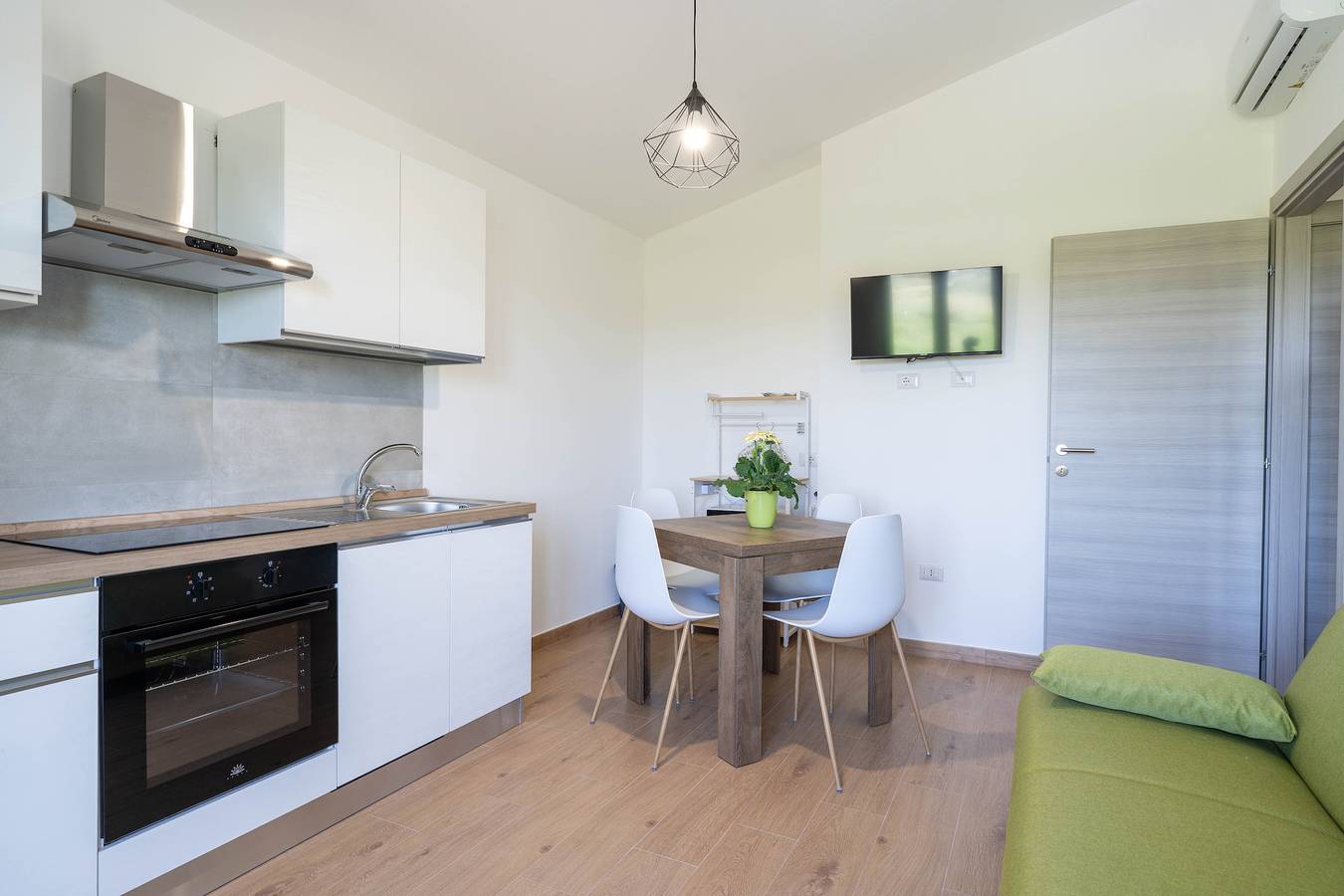 Entire apartment, Casa Aurora Mare in Nurachi, Stagno di Càbras