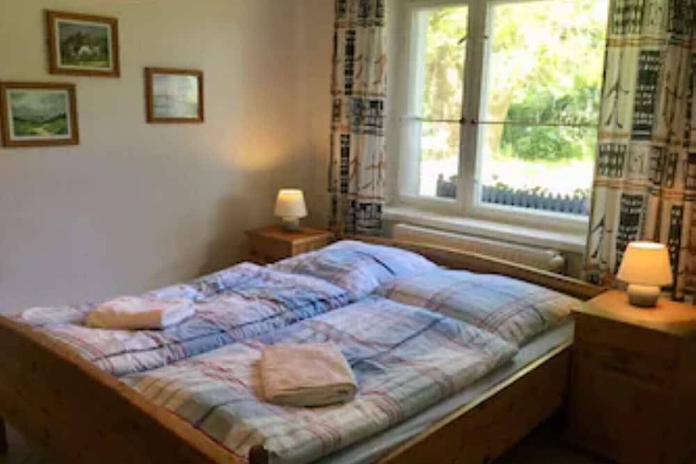 Ganze Wohnung, Landidylle auf dem Halbecks Hof für 4-5 Personen, Halbecks-Hof in Lieschow, Ummanz