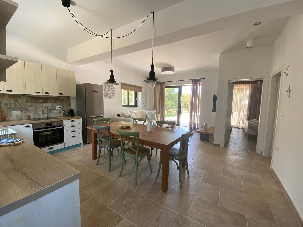 Splendid Zakynthos Villa | 3 Bedrooms | Villa Petlivia | En-suite Bathrooms | Walking Distance to Beach in Tragaki, Zante