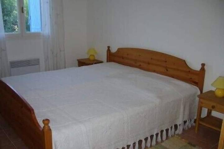 Location de vacances pour 4 personnes, avec piscine et jardin à Pierrevert - 2