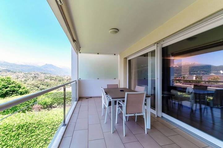 Ferienwohnung für 4 Personen, mit Terrasse in Paradiso