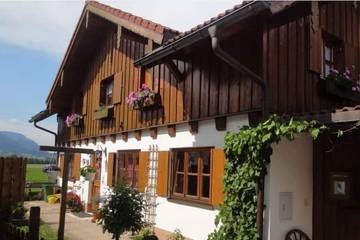 Gîte pour 3 personnes, avec terrasse et jacuzzi, animaux acceptés à Sonthofen