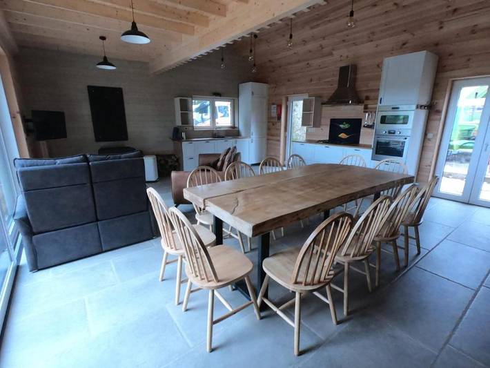 Location de vacances pour 12 personnes, avec terrasse ainsi que jardin et vue à Bastogne - 3