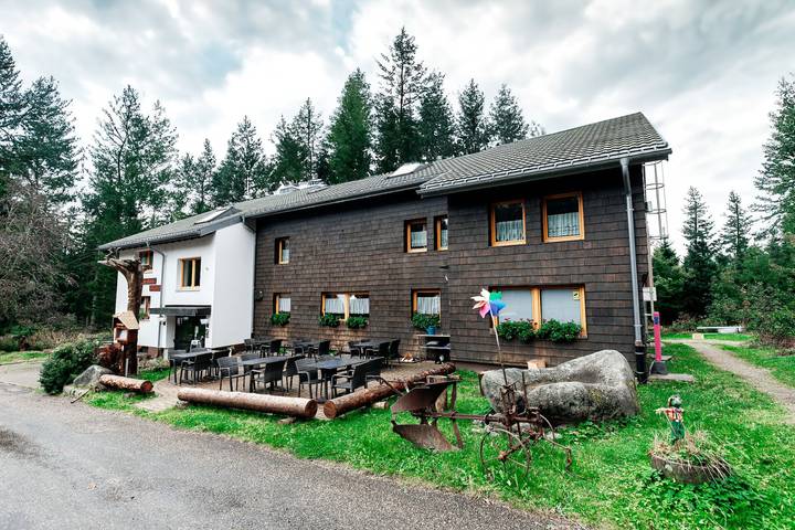 Naturfreundehaus Brend - Doppelzimmer - mit Wc und Dusche auf Etage in Furtwangen, Südschwarzwald