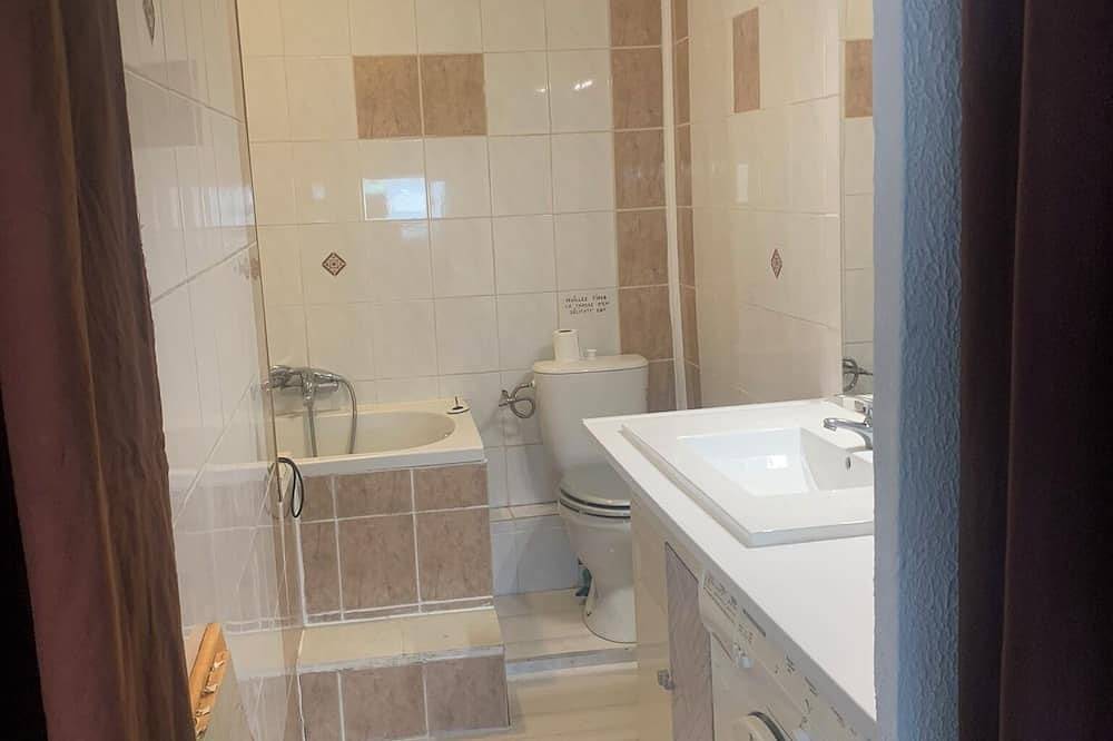 Ganze Wohnung, 2-Bedroom Duplex with Direct Beach Access in Carnon-Plage, Mauguio