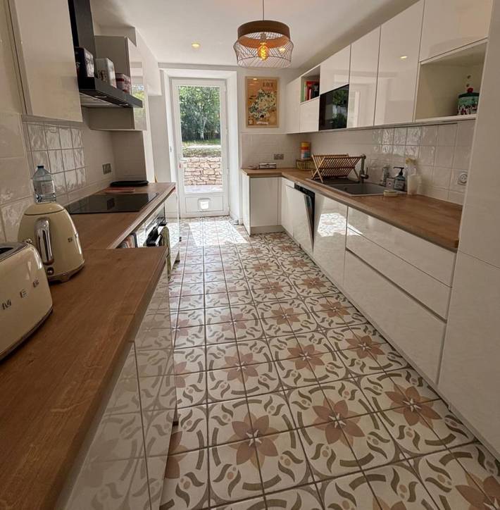 Location de vacances pour 8 personnes, avec jardin ainsi que piscine et terrasse, animaux acceptés à Padirac - 4