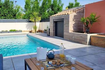 Gîte pour 8 personnes, avec jardin et terrasse à Villedoux