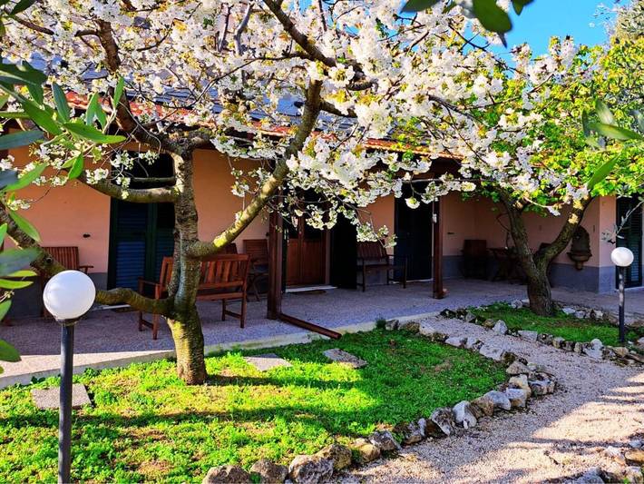 Casa vacanza per 3 persone, con Terrazza e Giardino nonché Panorama a Moscufo