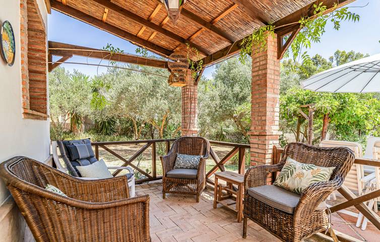 Apartamento moderno con piscina, WiFi y aire acondicionado in Algodonales, Pueblos Blancos