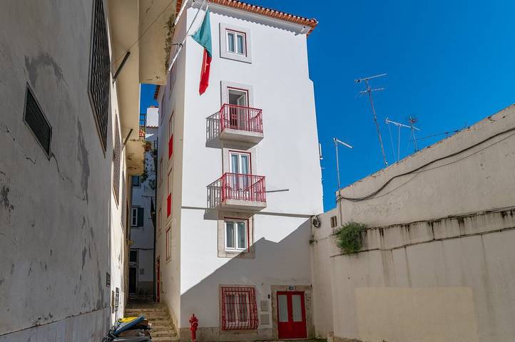 Ganze Wohnung, Ferienwohnung für 2 Personen mit Balkon/Terrasse in São Miguel (Lissabon), Santa Maria Maior
