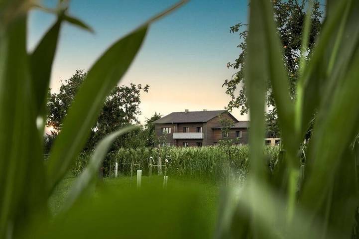 Ferienhaus für 10 Personen, mit Balkon und Garten sowie Sauna in Hohenlohe