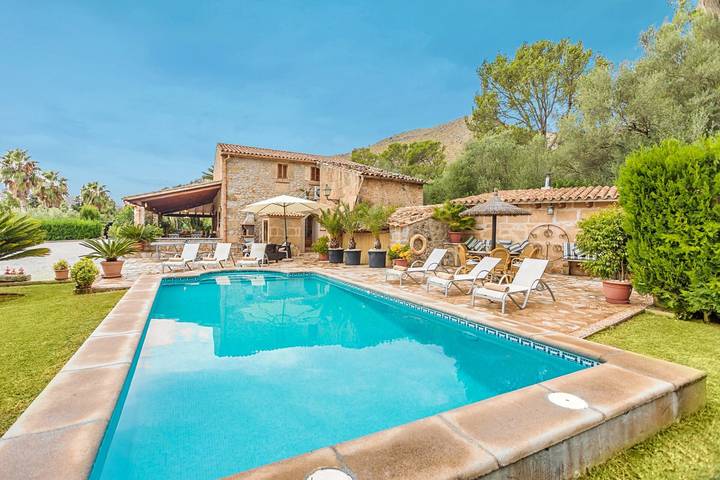 Finca für 6 Personen, mit Terrasse und Garten in Las Palmeras