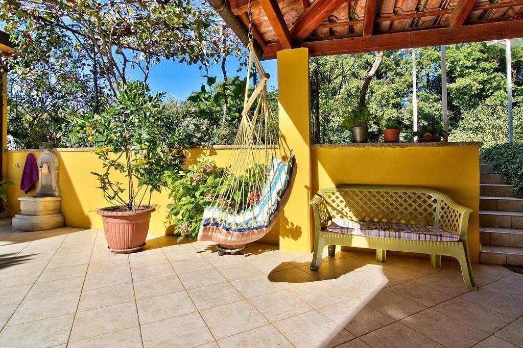 Ganze Wohnung, 1-Zimmer-Ferienwohnung mit Terrasse Stinjan, Pula A-22939-a in Pula, Südküste Istrien