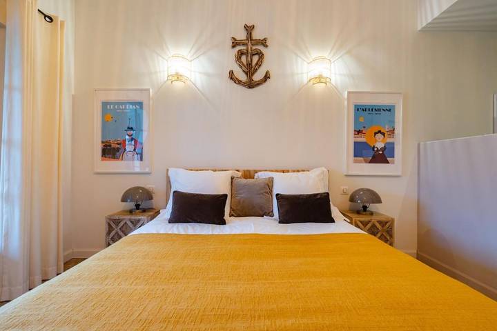 Chambre d’hôte pour 14 personnes, avec jardin et vue ainsi que piscine et vue sur le lac à Saintes-Maries-de-la-Mer - 4