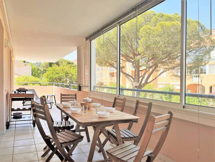Appartement de vacances pour 6 personnes, avec piscine dans Le Lavandou