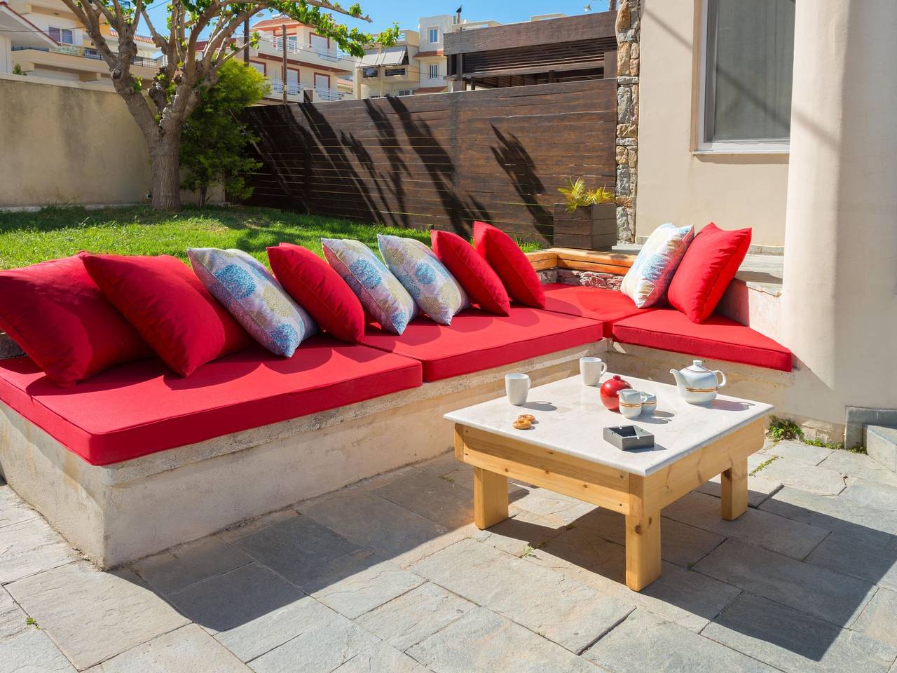 Ganze Wohnung, Drei-Zimmer-Wohnung mit Meerblick in Rhodos Stadt, Rhodos