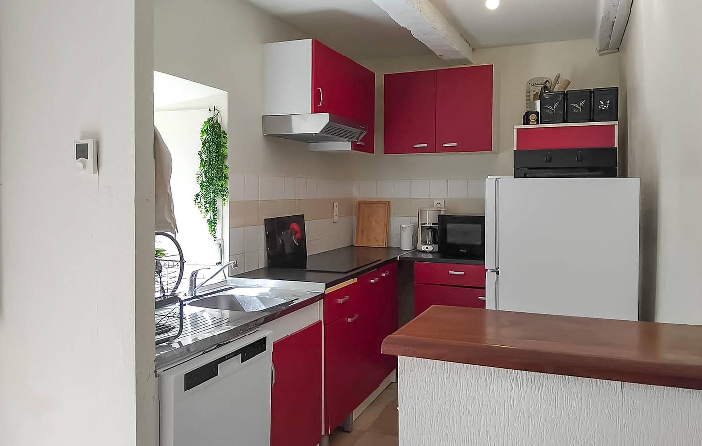 Acogedor apartamento con jardín, WiFi y aparcamiento in Royères, Región de Limoges