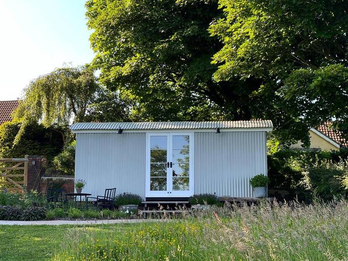 Glamping for 2 people, with garden and view in County Durham